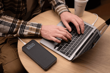 Titan Laptop Bundle - 27.000 mAh